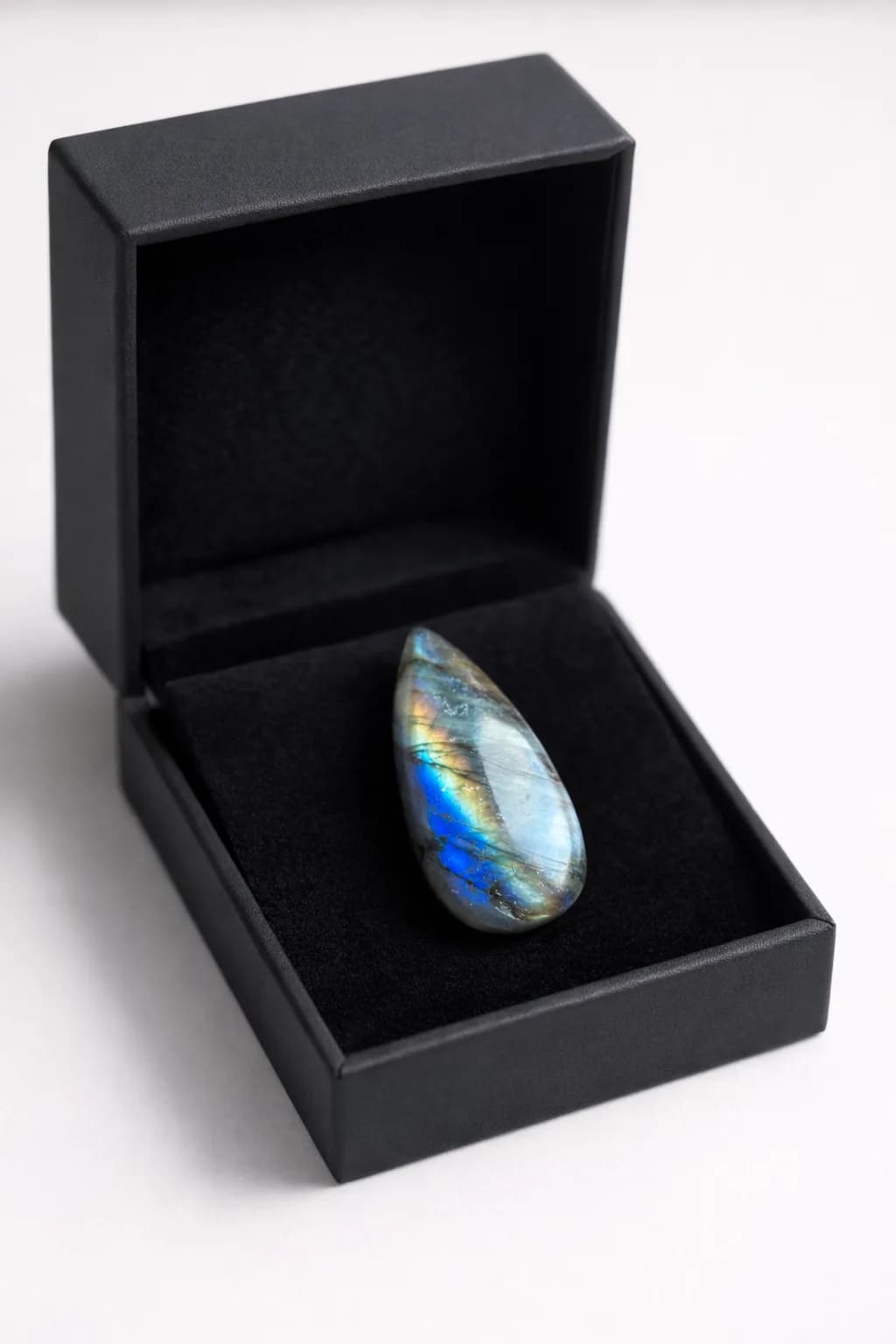 Éclat Boréal – Bague Labradorite Goutte & Acier Inoxydable Ajustable