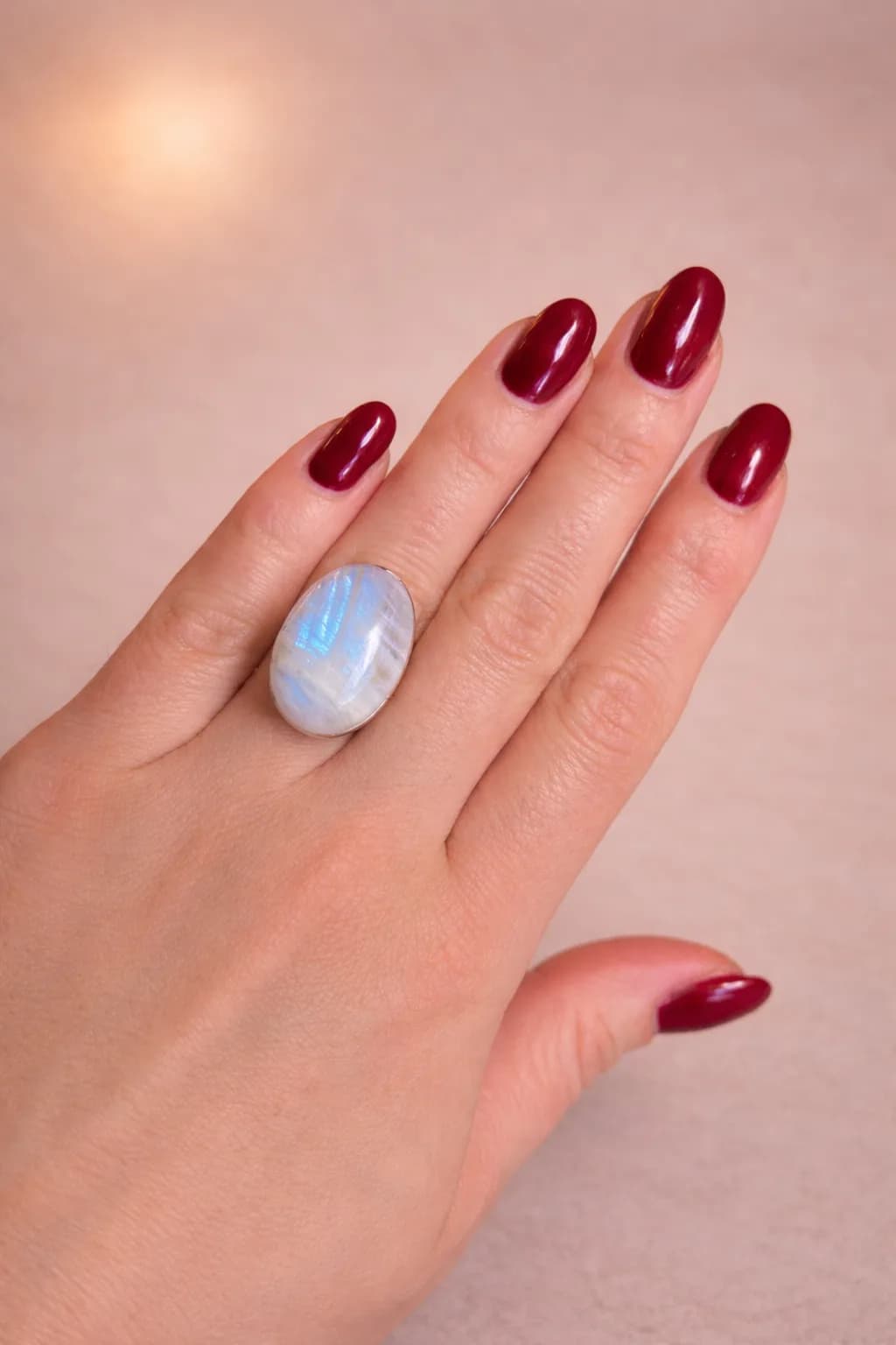 “Voile Céleste” – Bague Pierre de Lune irisée