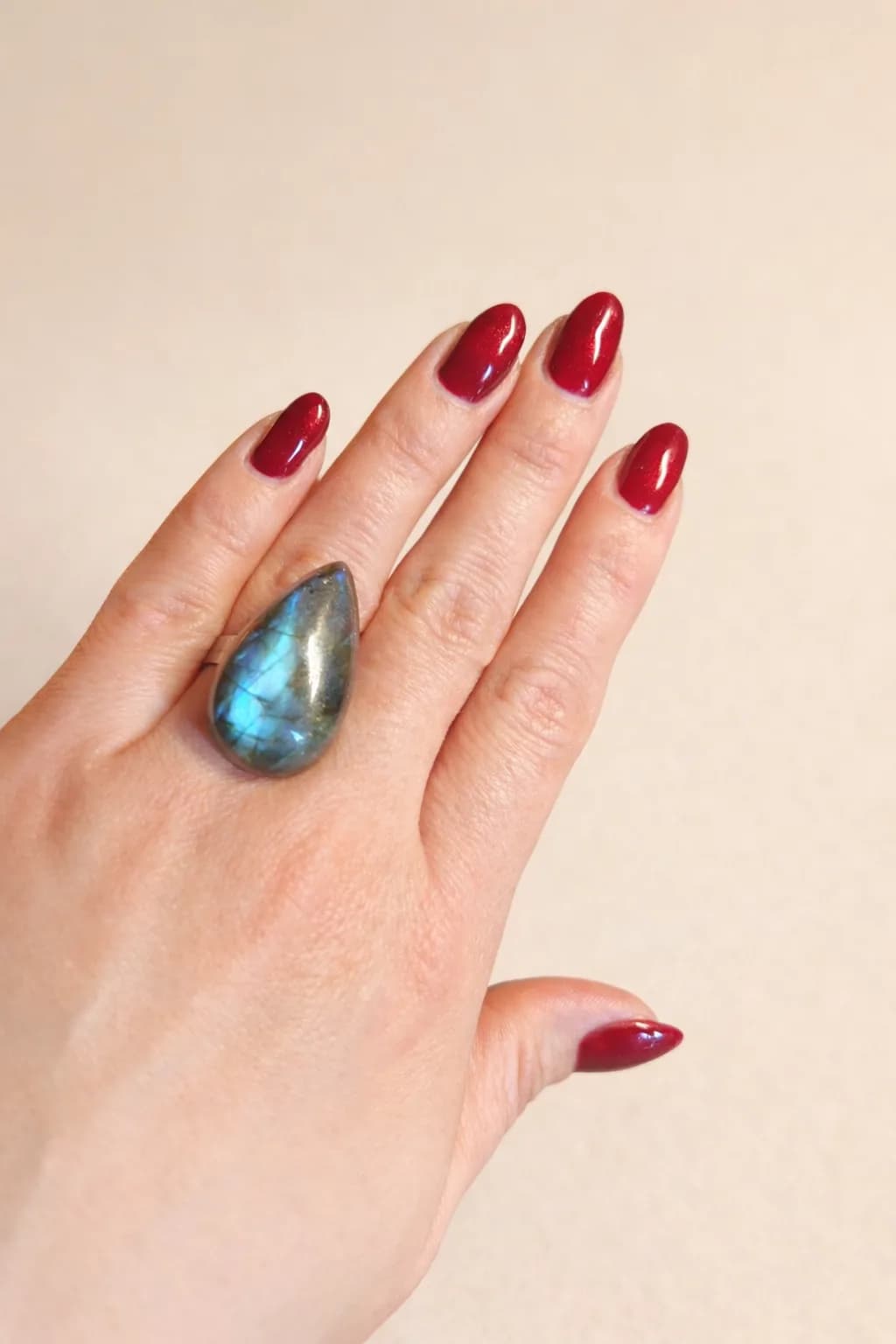 “Flamme Boréale” – Bague Labradorite Bleue Intense