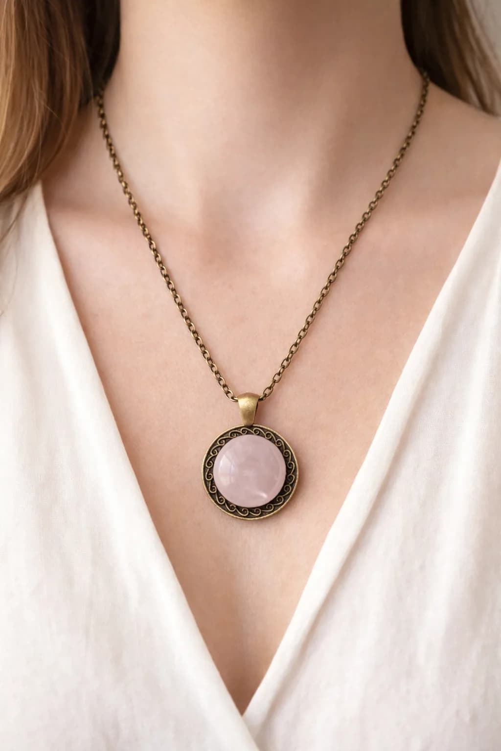 Collier Quartz Rose “Douceur Éternelle”