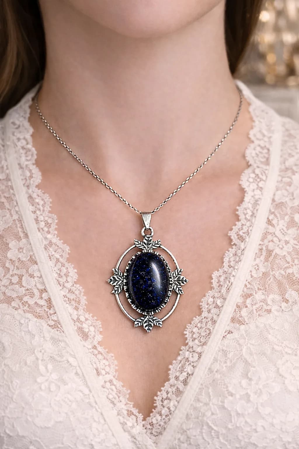 Collier Élégance Nuit Étoilée – Goldstone Blue