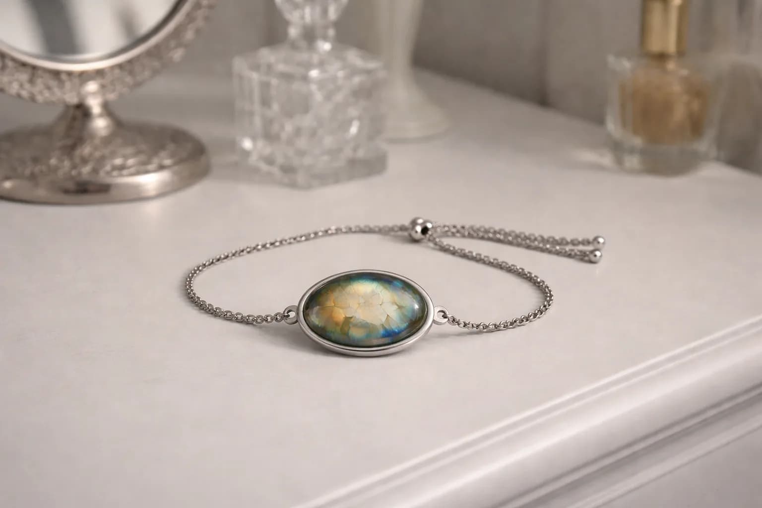 Bracelet en labradorite naturelle – Reflets mystiques