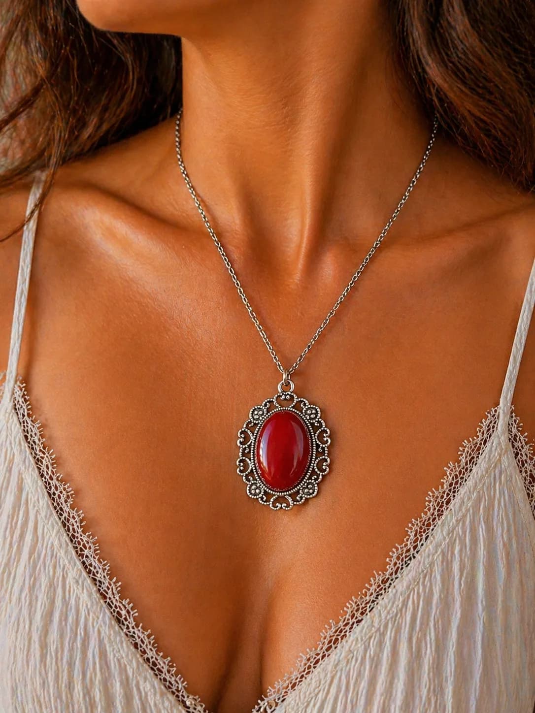 Collier Agate Rouge – Élégance Intemporelle