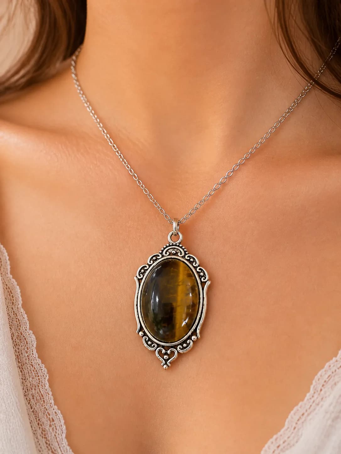 Collier Œil de Tigre – Élégance et caractère