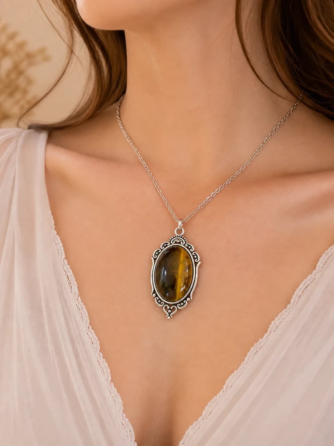 Collier Œil de Tigre – Élégance et caractère