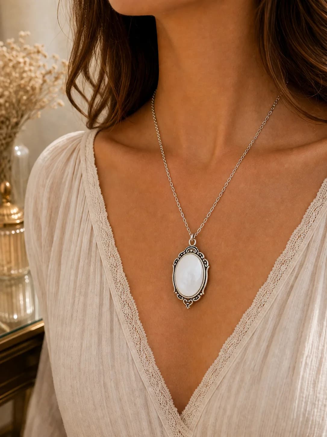 Collier nacre – style élégant et intemporel