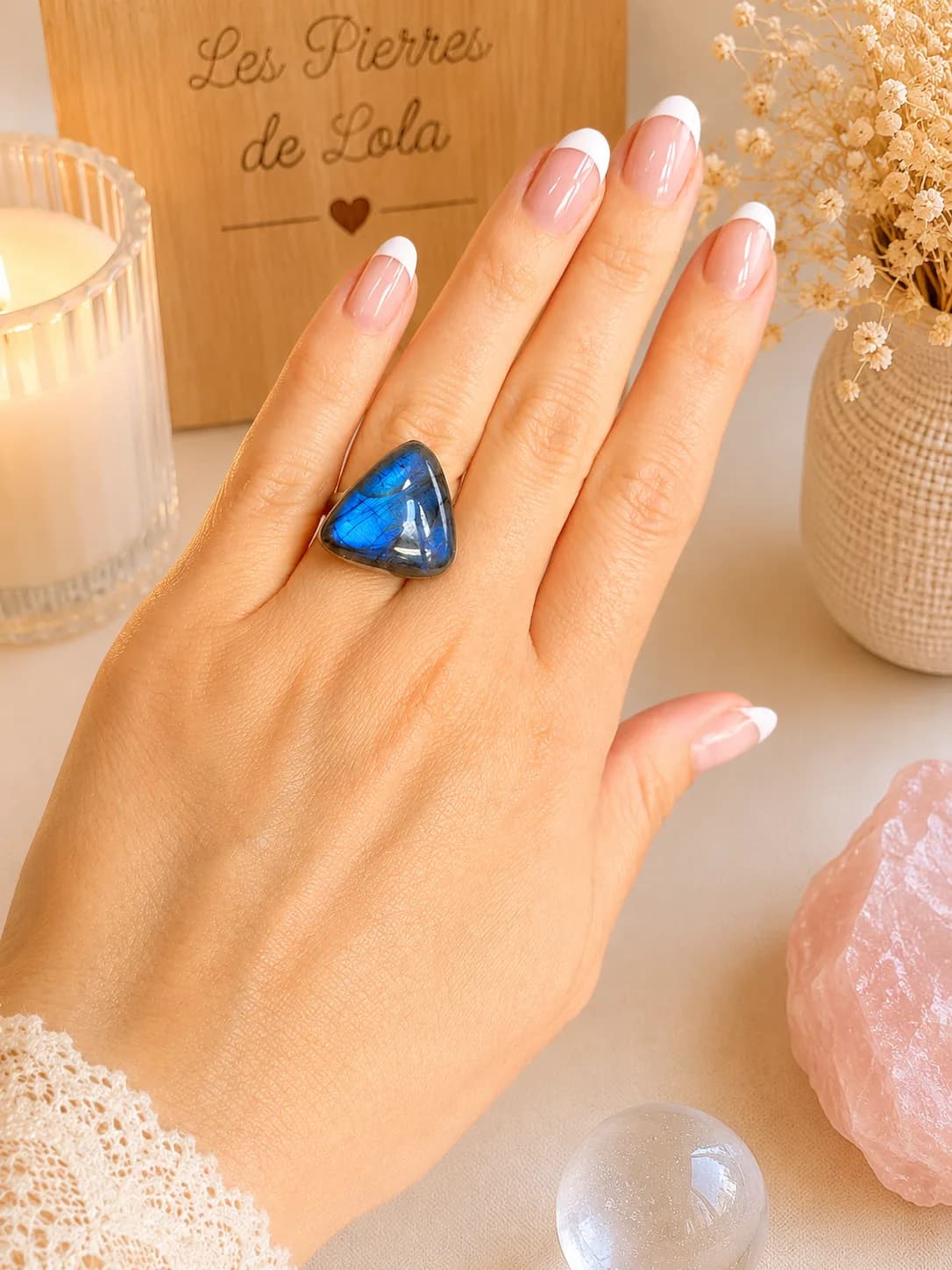 Bague Labradorite Triangle – reflets bleus électriques