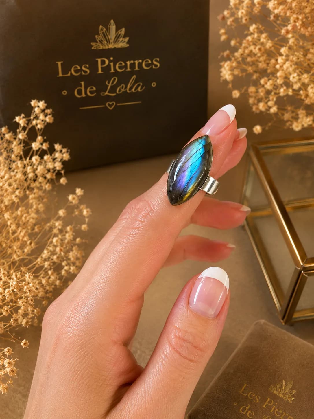 Bague Labradorite Naturelle – Reflets bleus et violets fascinants