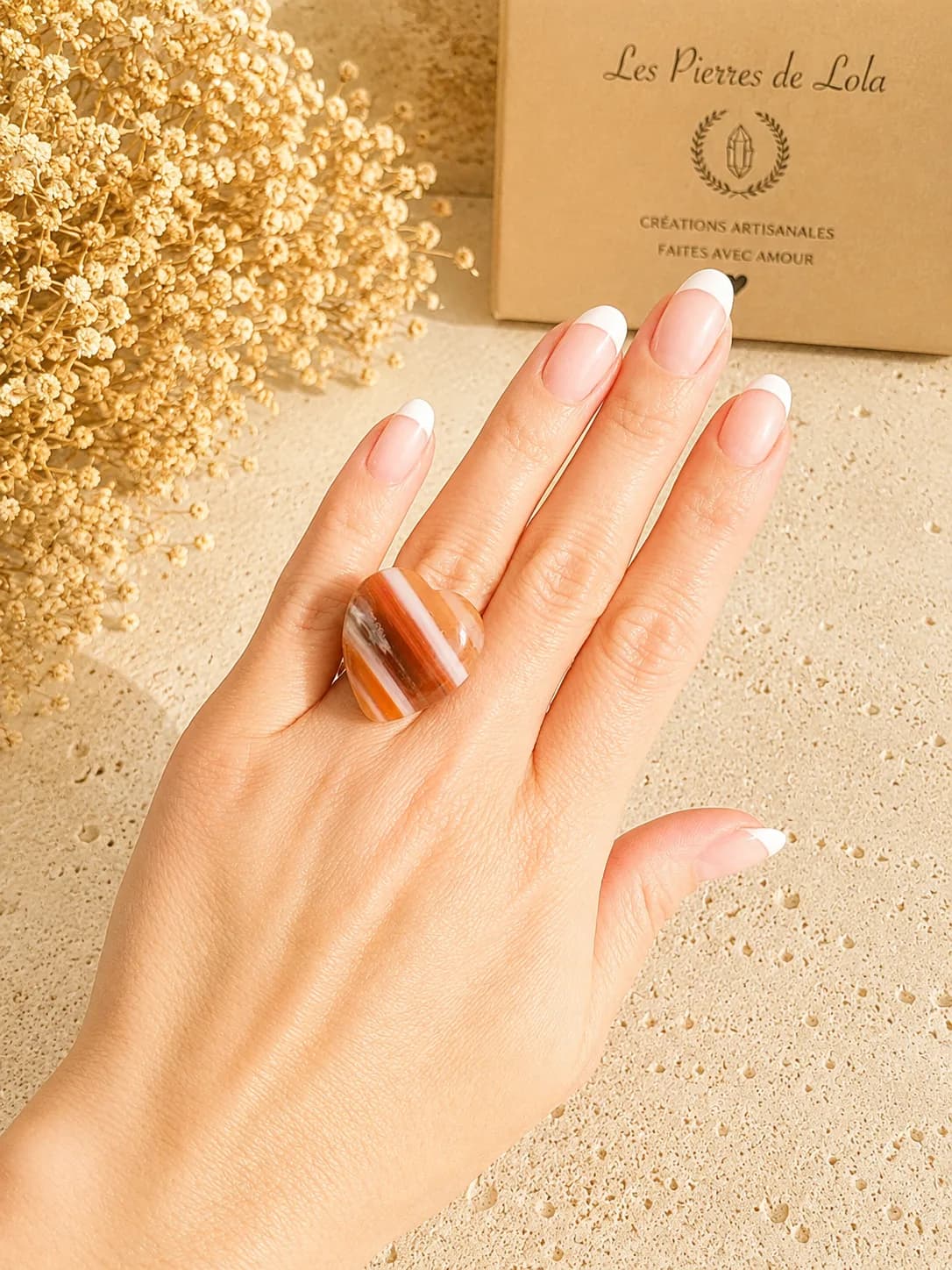 Bague Cœur en Agate Naturelle Rubanée – Élégance Chaleureuse & Reflets Caramel
