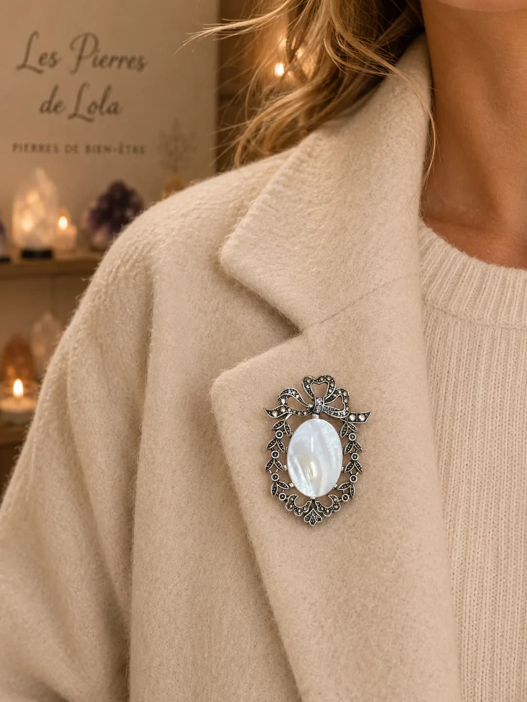 Broche Élégance Nacrée