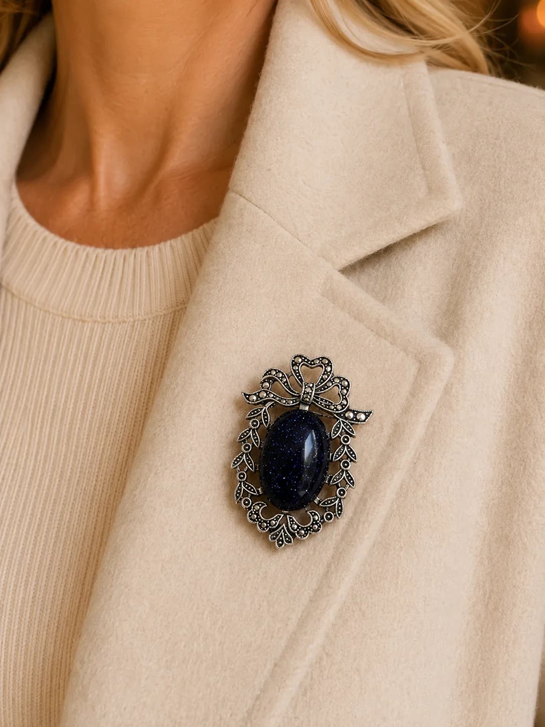 Broche Nuit Étoilée – Goldstone Blue