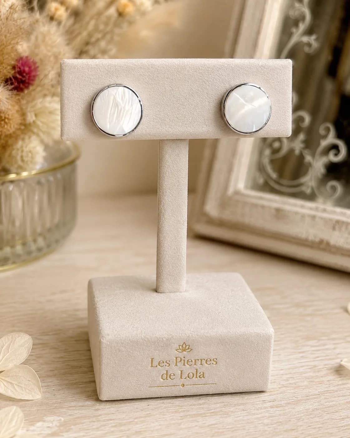 Boucles d'oreilles Clous en Nacre Irisée