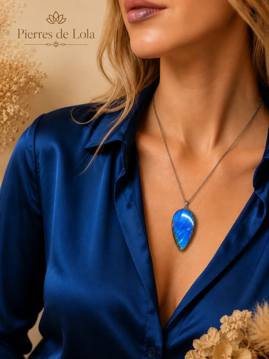 Collier Labradorite Bleue – Élégance Intemporelle