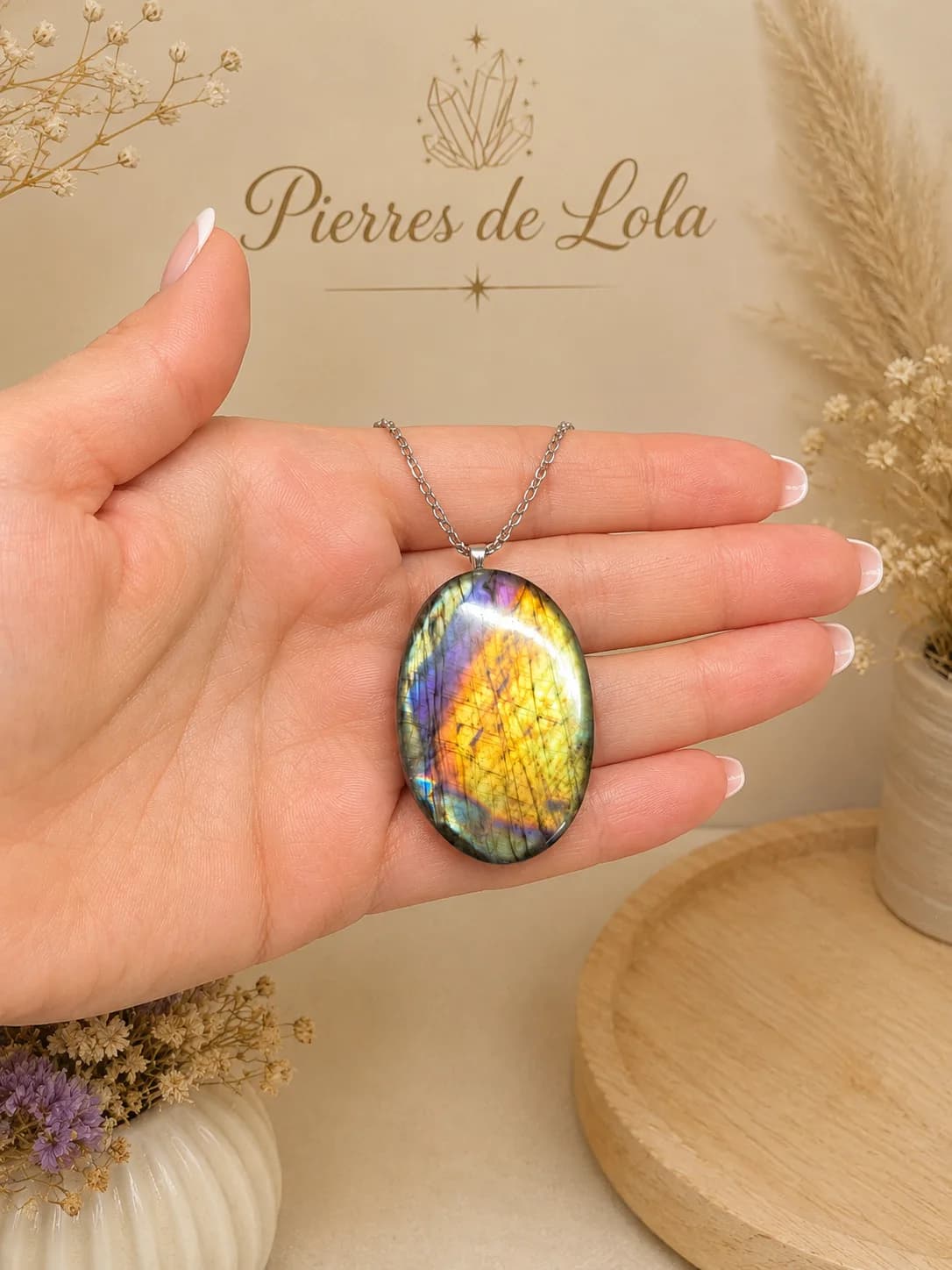 Collier Labradorite Multicolore – Une Explosion de Reflets