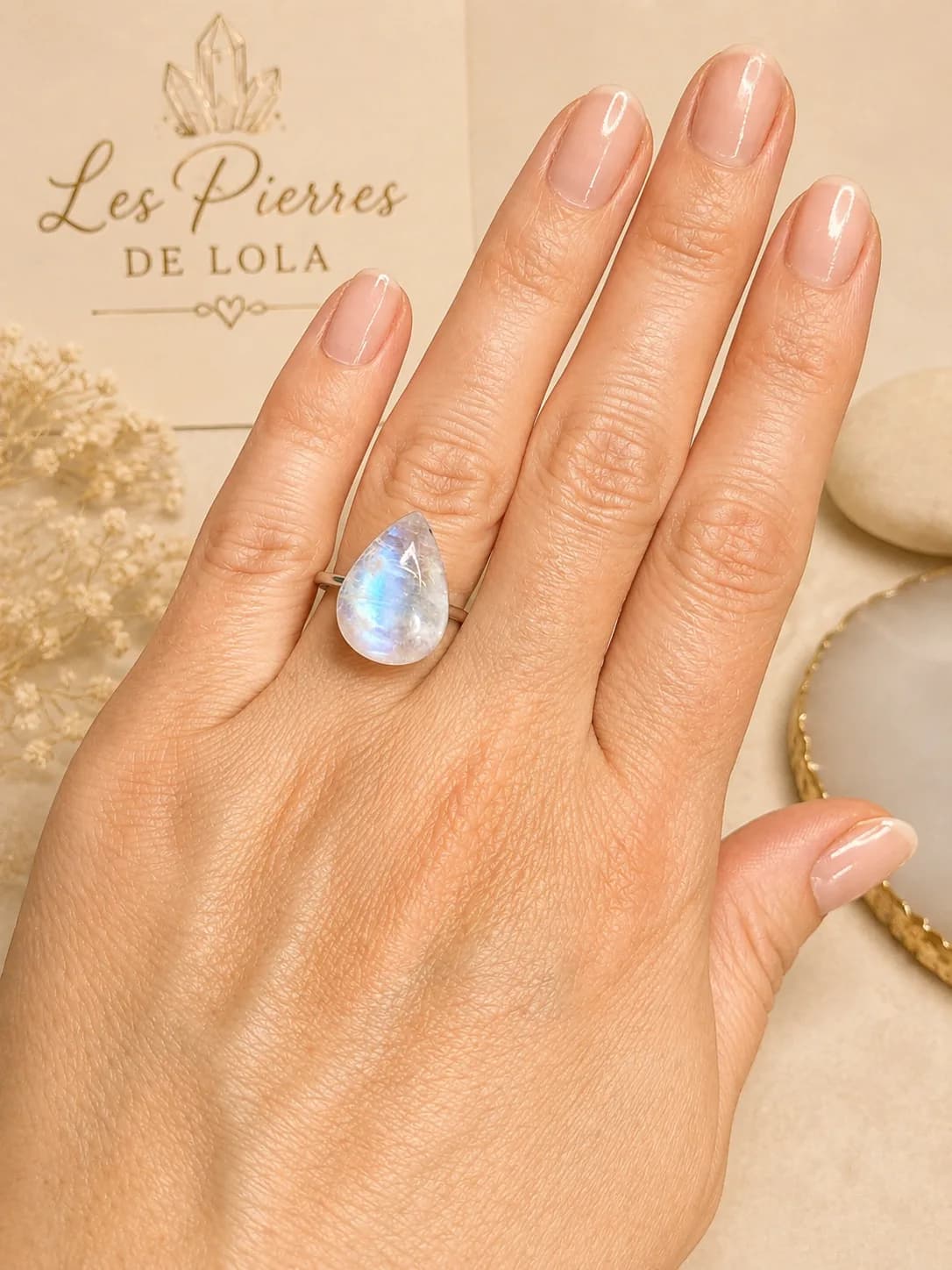 Bague Pierre de Lune – Goutte de Lumière