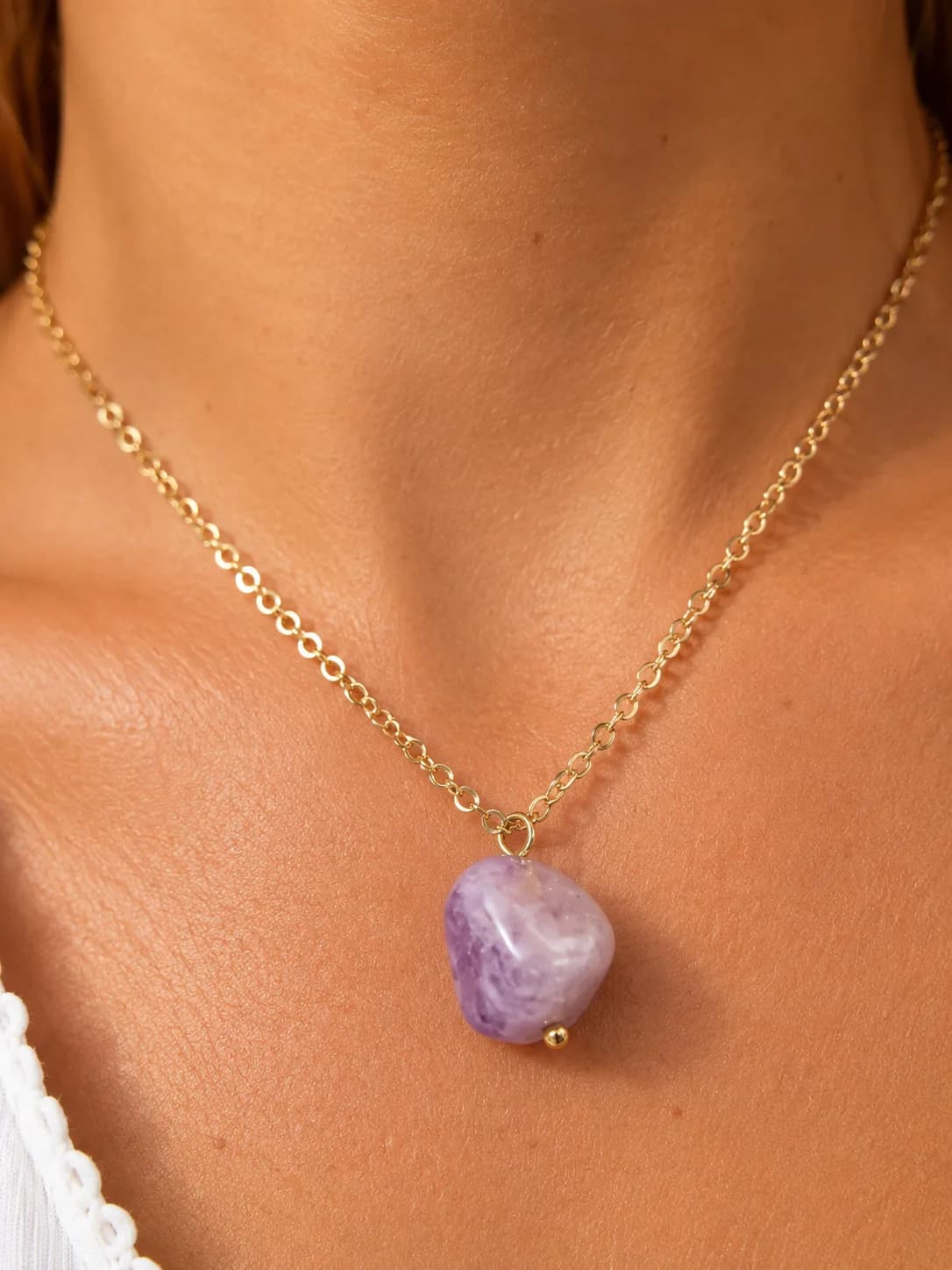 Collier Minimaliste en Améthyste