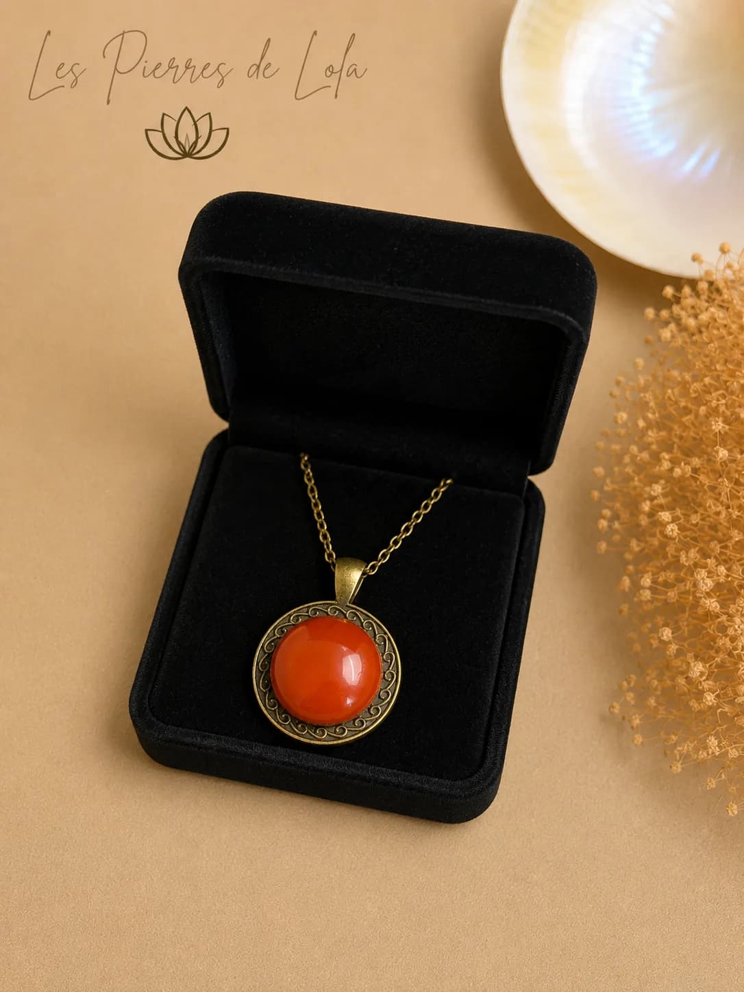 Collier rond en bronze et Jaspe rouge – Une élégance intemporelle