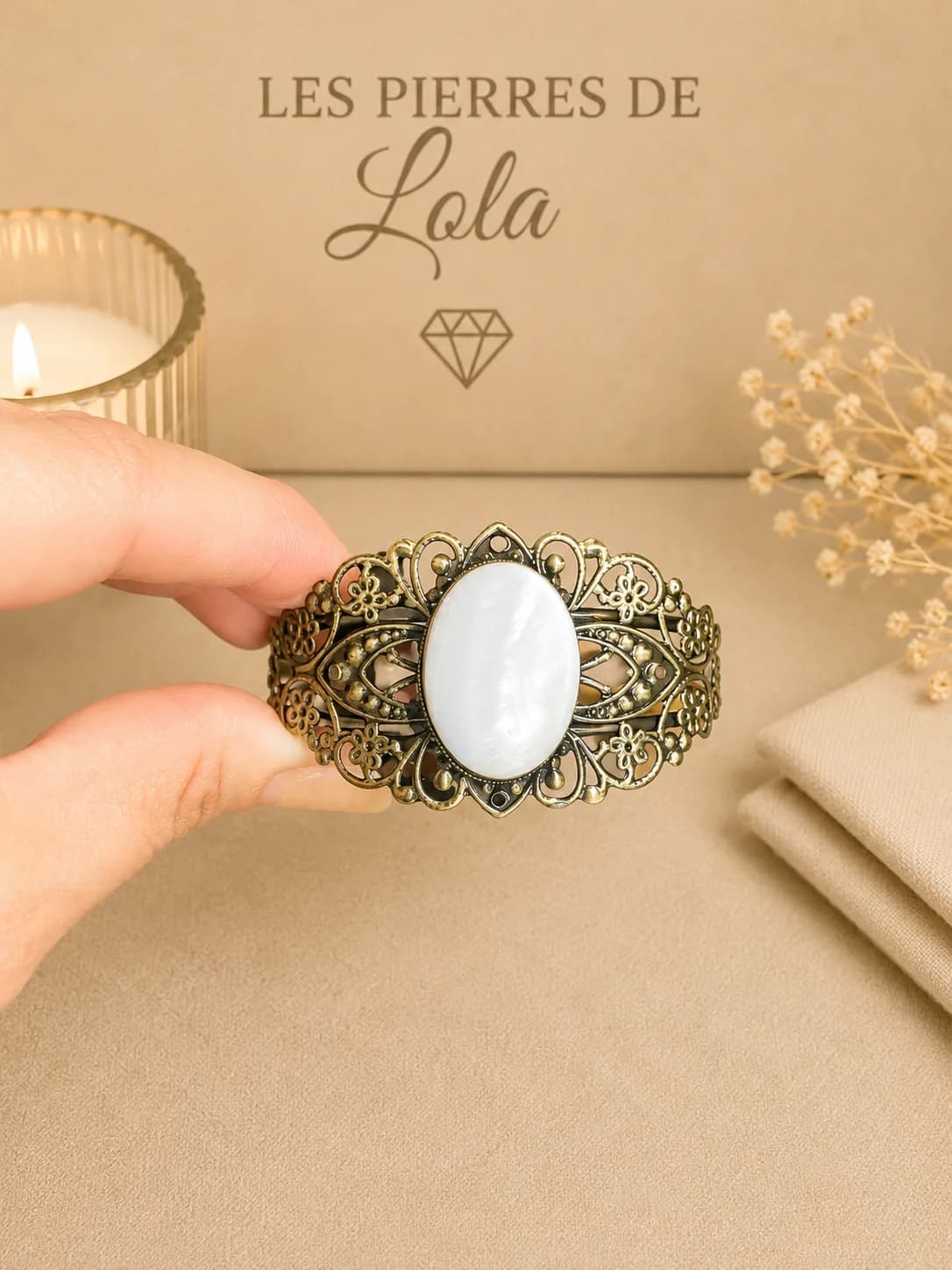 Bracelet réglable en bronze patiné – Nacre