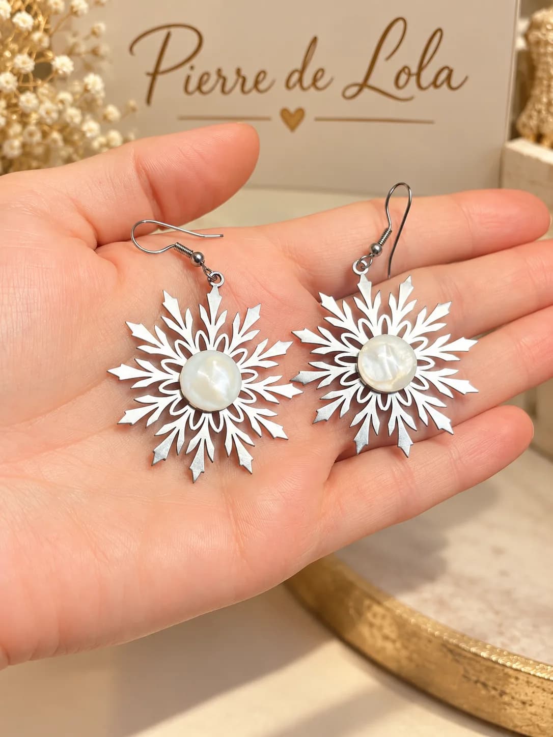 Boucles d’oreilles Flocons de Neige – Nacre