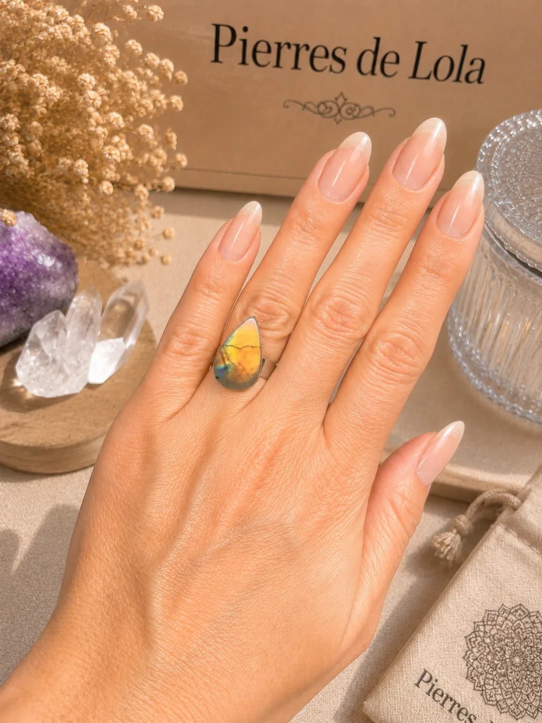 Bague Labradorite – Éclat Solaire